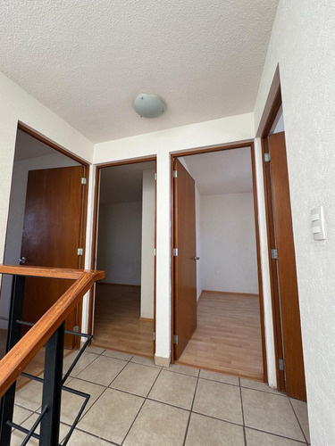 Casa En Renta Chulavista Iii, Queretaro. 3 Rec, 3 Baños, Privada Con Alberca