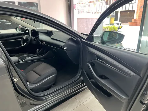 Mazda 3 Touring Hibrido At 2.0 2024