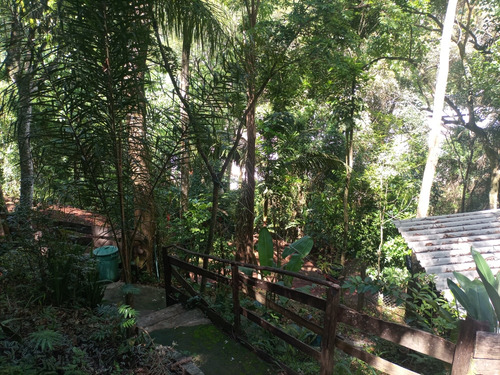 Linda Chácara Área Industrial E Nobre - Um Chalé E Um