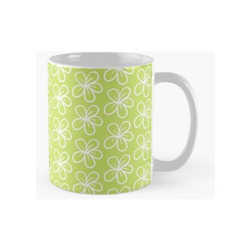 Taza Patrón De Flor Alegre En Blanco Sobre Fondo Verde Calid