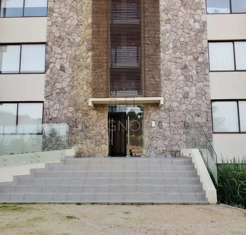 Departamento En Venta De 3 Dorm. En Las Cabras