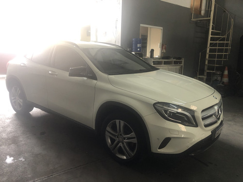 Mercedes-Benz Classe GLA 1.6 Advance Turbo Flex 5p
