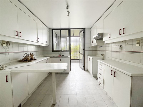 Imagen 4 de 8 de Para Remodelar! Impecable Vista! Santa Maria Manquehue