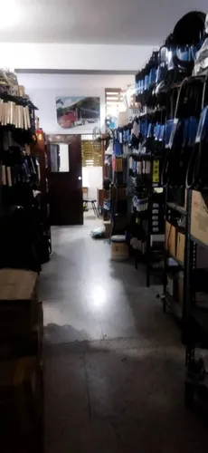 En Venta Fondo De Comercio (autopartes) Av Lara San Blas C-3443