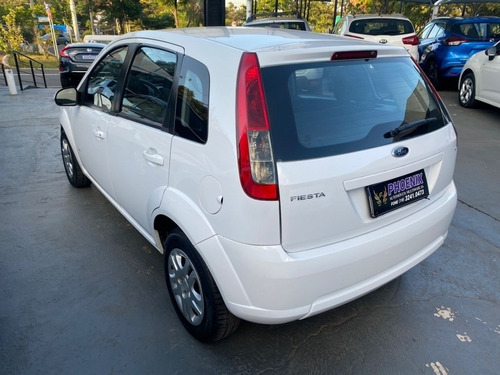 Imagem 3 de 11 de Ford Fiesta Rocam 1.6 Flex Manual