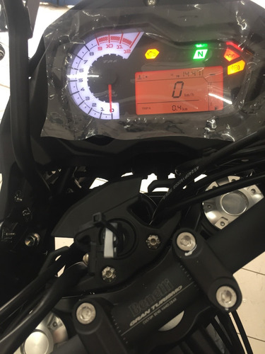 Imagen 8 de 25 de Benelli Trk 502x