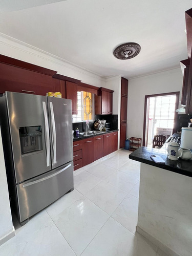 Increíble Casa En Venta Ubicada En La Barranquita - 3 Hab