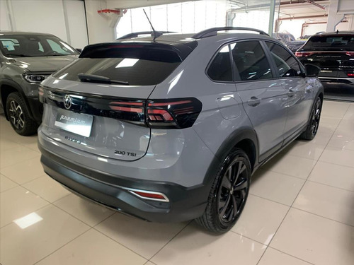 Volkswagen Nivus 1.0 200 TSI TOTAL FLEX HIGHLINE AUTOMÁTICO