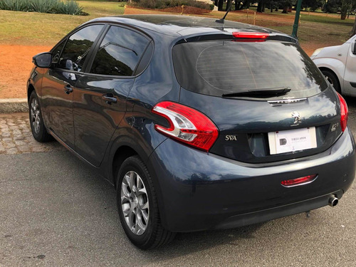 Imagen 4 de 15 de Peugeot 208 2014 1.5 Allure Touchscreen