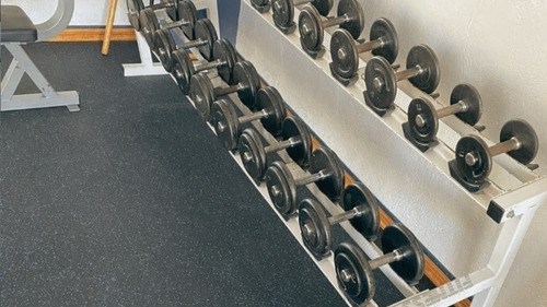 Imagen 7 de 10 de Hule Piso Gimnasio Chispas Azules 1m X 5m Y Espesor De 6mm