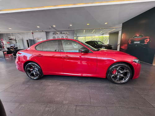 Alfa Romeo Giulia 2.0 280cv Veloce
