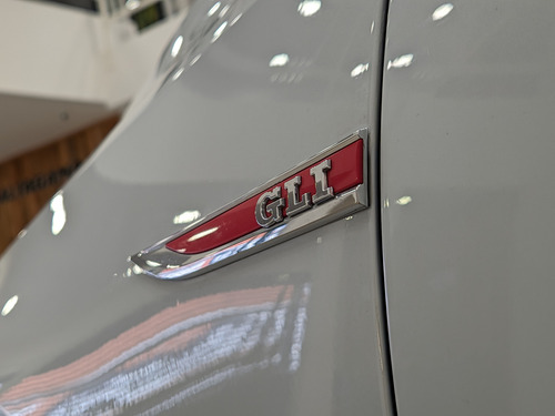 Volkswagen Vento 2.0 Tsi Gli 211cv App Connect + Nav