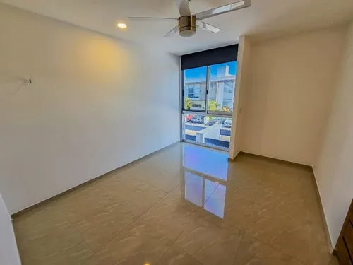 Casa · 3 Recámaras · Residencial Palmaris · Av. Huayacan · Amenidades