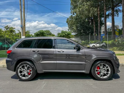 Jeep Grand Cherokee Srt8 2020