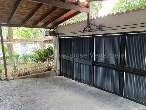 Casa En Venta En Las Acacias