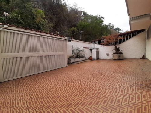 Imagen 2 de 25 de Se Vende Casa 430m2 5h+s/6b/8p Colinas De Santa Monica 5387