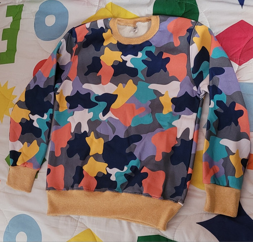 Buzo Deportivo Niña Niño Talle 10 Camuflado De Colores 