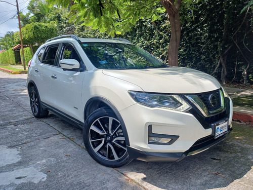 Nissan X-Trail 2.0 Exclusiv 2 Row Hybrid