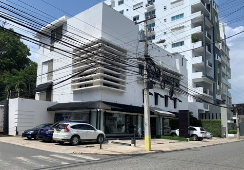 Edificio Completo En Venta, Naco.