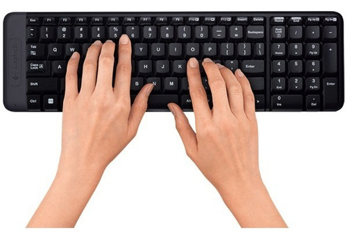 Imagen 6 de 8 de Kit de teclado y mouse inalámbrico Logitech MK220 Español Latinoamérica de color negro