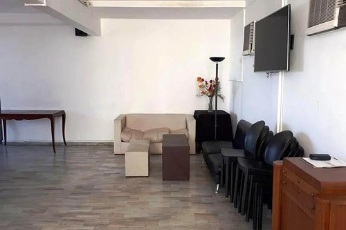 Imagen 8 de 28 de Piso Completo