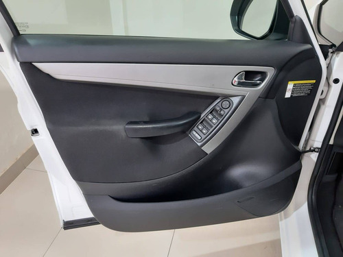 Imagem 11 de 11 de Citroën C4 2.0 Glx 16v Flex 4p Automático