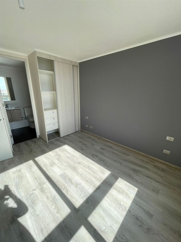 Departamento En Arriendo De 1 Dorm. En La Cisterna