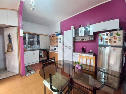 Casa En Venta De 2 Dorm. En Puente Alto, Js