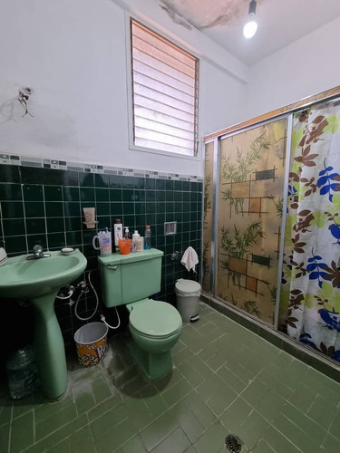 Imagen 11 de 13 de Se Vende Amplia Casa De Dos Niveles En El Trigal Valencia Foc-1226