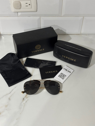 Lentes De Sol Versace Originales Unisex Clásico Negro Negro Negro Dorado (Usado)