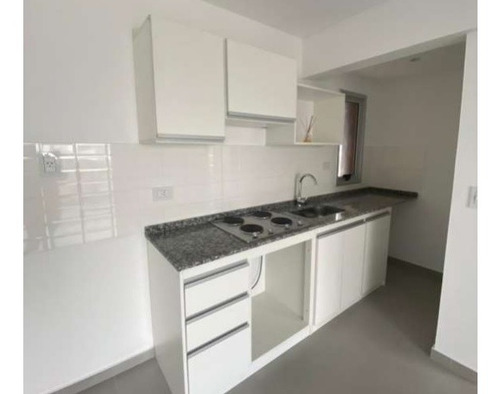 Imagen 6 de 10 de Venta Departamento 2 Ambientes Muy Luminoso! Moron Sur
