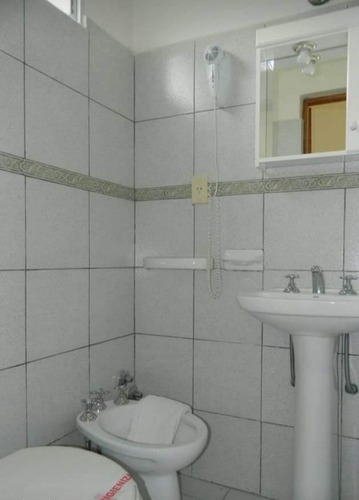 Edificio Comercial En Venta - 8 Dormitorios 7 Baños - Cochera - 1720mts2 - San Miguel Del Monte