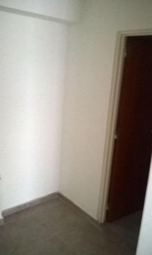 Imagen 5 de 10 de Vendo Depto 1 Dorm Planta Baja Con Patio En Dean Funes 1031