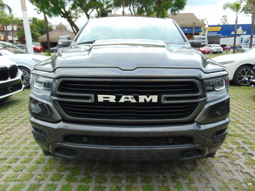 Imagen 2 de 15 de Ram 1500 2020 Laramie Sport 4x4 Gris