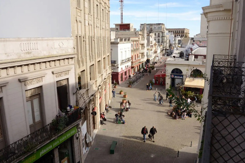 Imagen 10 de 13 de Vendo Loft Impecable, En La Mejor Zona De Ciudad Vieja