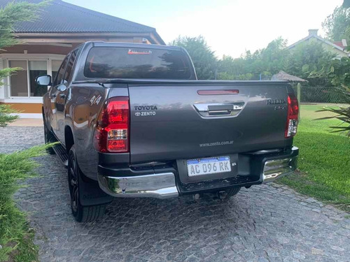 Toyota Hilux 2.8 Cd Srx 177cv 4x4 2017