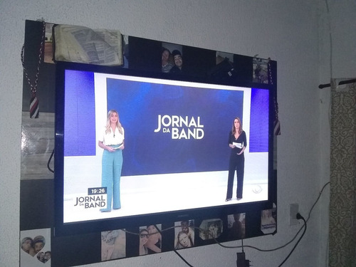 Imagem 1 de 4 de Tv Fina De 43 Polegadas Smart