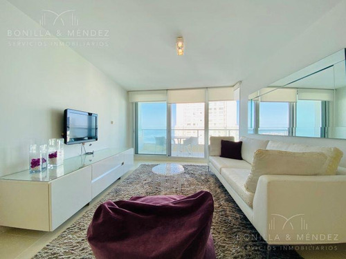 Seasons Tower, 2 Suites, Toilette, Dependencia De Servicio, Muy Buena Vista Al Puerto.