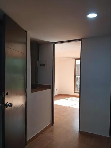 Aparta Estudio 3 Piso