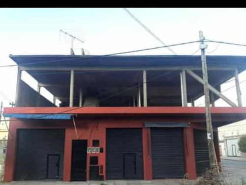 Oportunidad En I. Casanova. Excelente Inmueble 245 Mtrs. Edi