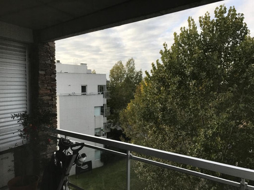 Imagen 3 de 22 de Departamento En Venta Con Renta, Santa Barbara, Complejo Pradera