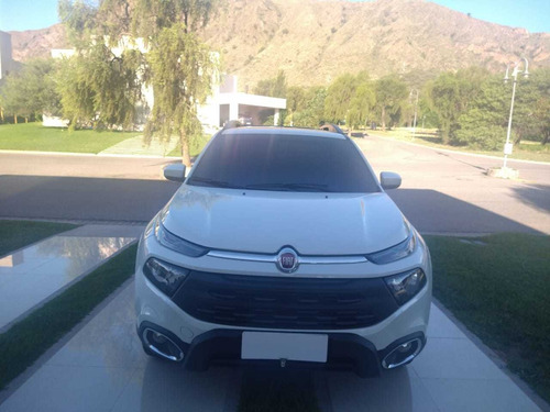 Imagen 2 de 10 de Fiat Toro Freedom 4x2 2020