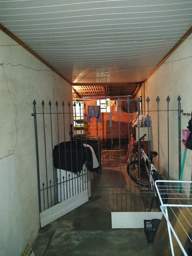 Imagem 4 de 14 de Imóvel Com 2 Casas 1 2 Qtos Sala Coz Wc A Dos Fundos 8x4,50