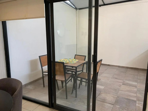 Casa Con Excelente Ubicación Y Mantenimiento Arf