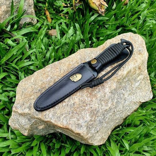 Punhal Tático Militar Elmo Black Todo Preto Cabo Em Paracord