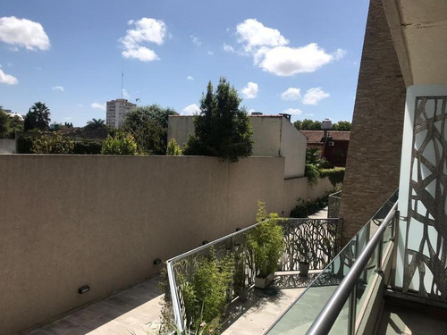 Imagen 14 de 27 de Departamento A La Venta De Gran Categoría De 2 Ambientes En La Mejor Calle De Adrogué
