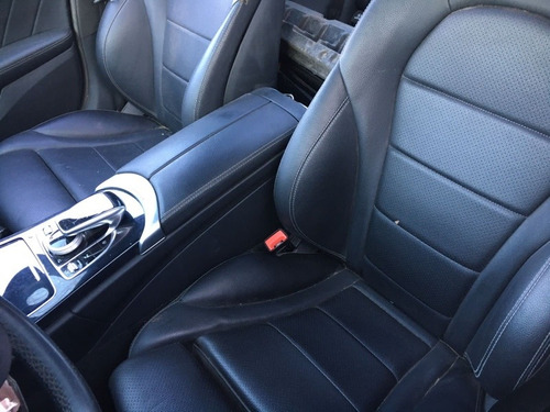 Imagen 13 de 14 de Mercedes-benz C250 Amg Line