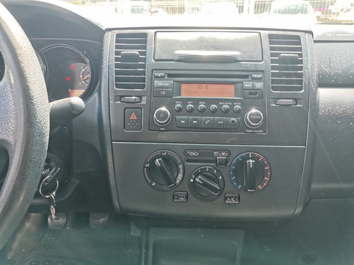 Imagen 5 de 12 de Nissan Tiida Sense 1463