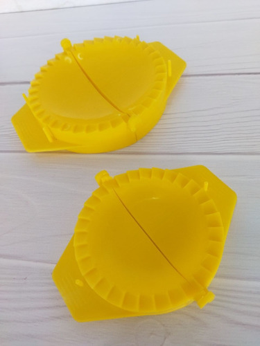 Moldes Plastico Para Hacer Empanadas . Empanada Fácil 