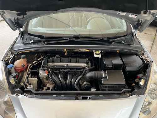 Peugeot 308 2.0 Feline 143cv